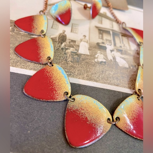Vintage Red, Tan and Teal Enamel on Copper Necklace and Screw Back Earring Set - Picture 3 of 9